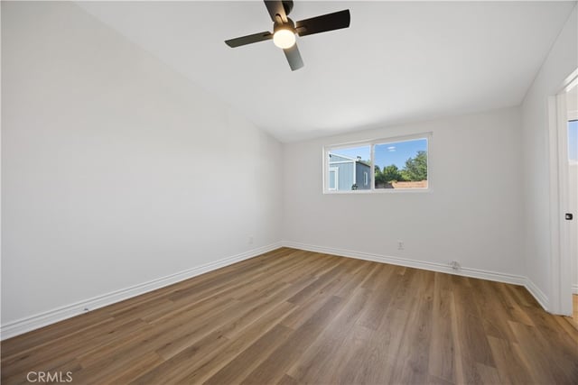 27441 Walnut Springs, Canyon Country, CA 91351 — photo 11 of 20