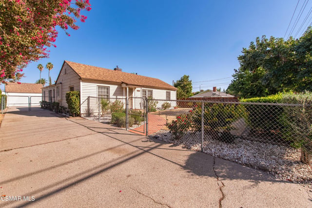 9520 Lemona Avenue, North Hills, CA 91343 — photo 2 of 49