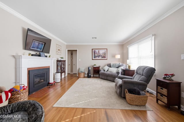 9520 Lemona Avenue, North Hills, CA 91343 — photo 9 of 49