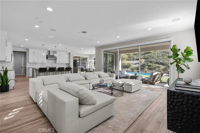 18802 Juniper Springs, Canyon Country, CA 91387 — photo 11 of 39