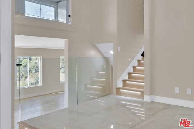 8041 Bulwer Drive, Los Angeles, CA 90046 — photo 8 of 51