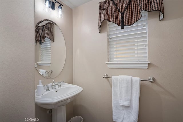 25337 Los Arqueros Drive, Valencia, CA 91381 — photo 29 of 42