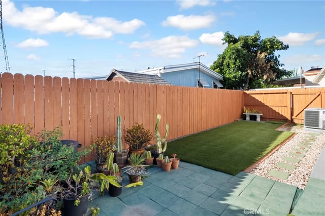3595 Santa Fe 181, Long Beach, CA 90810 — photo 38 of 39