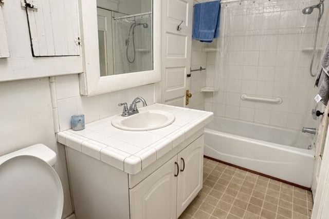 1528 W 36th Street, Los Angeles, CA 90018 — photo 12 of 17
