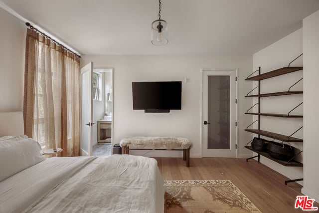 870 Haverford Avenue 303, Pacific Palisades, CA 90272 — photo 22 of 33
