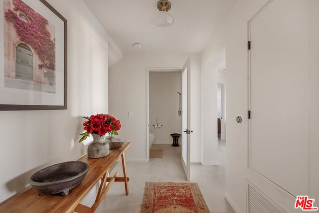 870 Haverford Avenue 303, Pacific Palisades, CA 90272 — photo 26 of 33