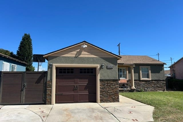 404 N Maie, Compton, CA 90220 — photo 3 of 16