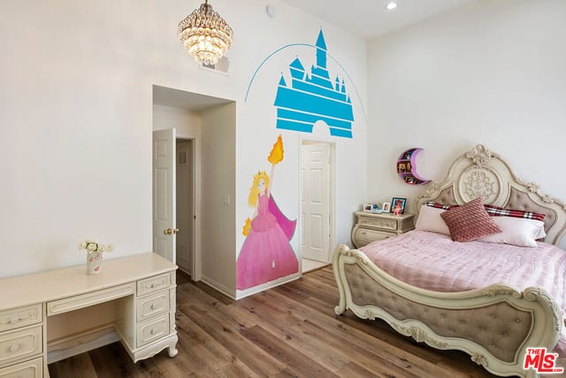 18730 Hatteras Street 25, Tarzana, CA 91356 — photo 14 of 43