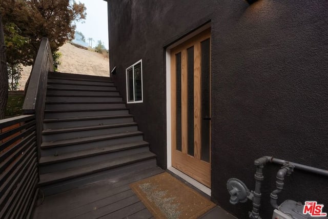 5211 Baza Avenue, Woodland Hills, CA 91364 — photo 25 of 58
