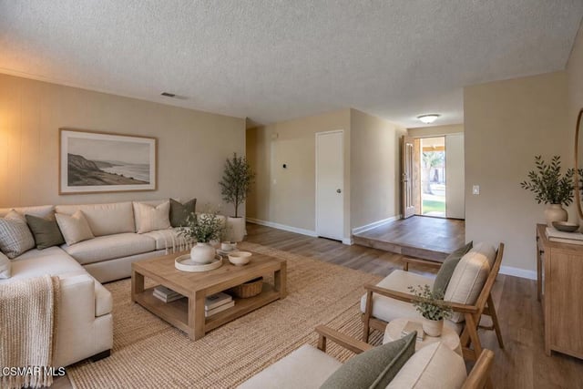 13131 Honeybee Street, Moorpark, CA 93021 — photo 14 of 36
