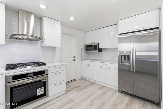 2046 Denny Street, Simi Valley, CA 93065 — photo 3 of 40