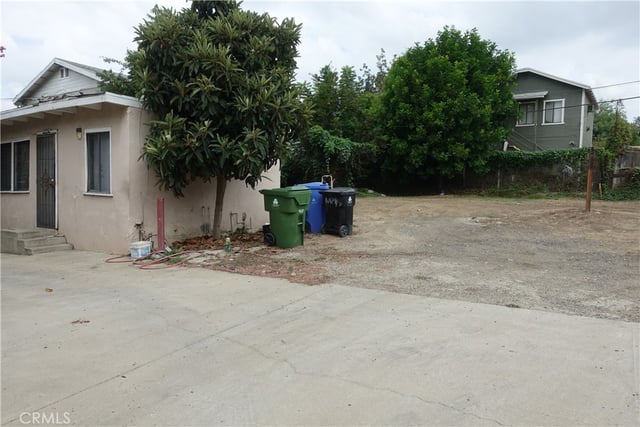 2221 Elsinore, Los Angeles, CA 90026 — photo 6 of 13
