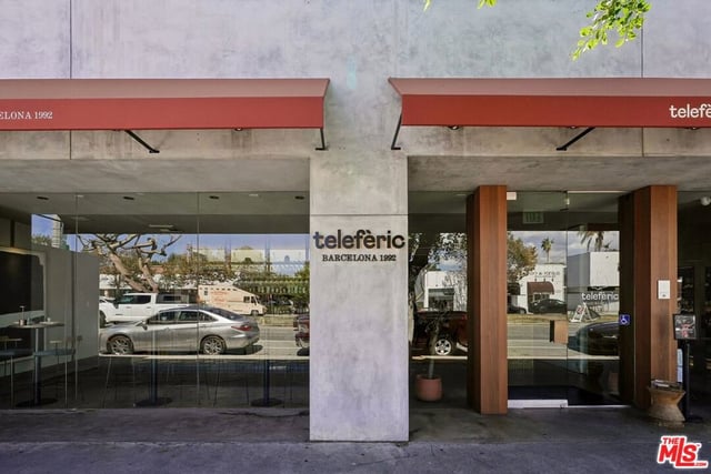 11820 Mayfield Avenue 105, Los Angeles, CA 90049 — photo 55 of 56