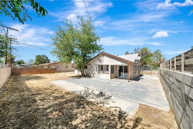 1438 W Avenue H-14, Lancaster, CA 93534 — photo 32 of 38