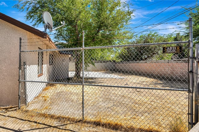 1438 W Avenue H-14, Lancaster, CA 93534 — photo 35 of 38