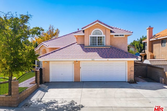 44333 Shad Street, Lancaster, CA 93536 — photo 3 of 22