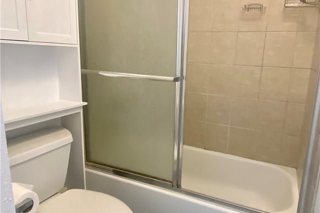 18350 Hatteras 224, Tarzana, CA 91356 — photo 12 of 26