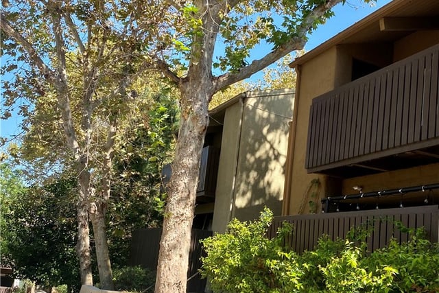 18350 Hatteras 224, Tarzana, CA 91356 — photo 20 of 26
