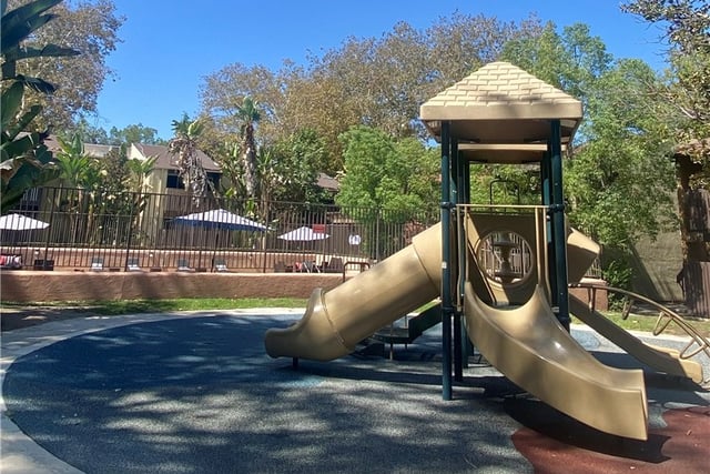 18350 Hatteras 224, Tarzana, CA 91356 — photo 25 of 26