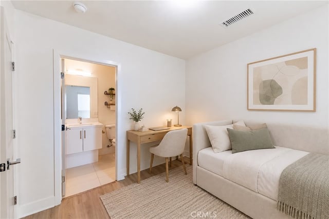 10736 Bloomfield Street, Toluca Lake, CA 91603 — photo 3 of 23