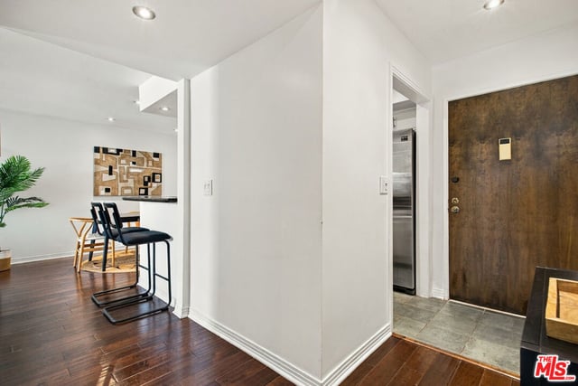 1215 N Olive Drive 306, West Hollywood, CA 90069 — photo 13 of 28