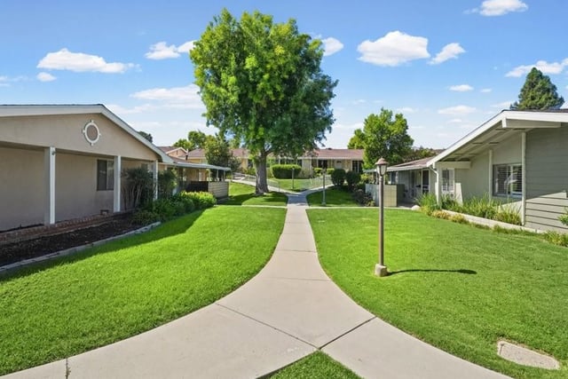 19155 Avenue Of The Oaks, Newhall, CA 91321 — photo 8 of 25