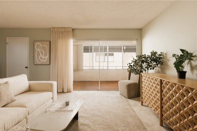 5315 Yarmouth Avenue 322, Encino, CA 91316 — photo 20 of 29