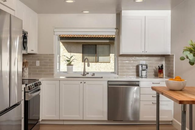 21500 Califa Street 143, Woodland Hills, CA 91367 — photo 10 of 28