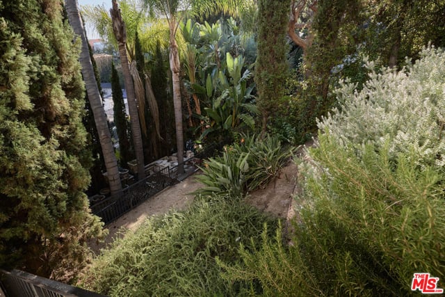 1588 Viewsite Drive, Los Angeles, CA 90069 — photo 35 of 35