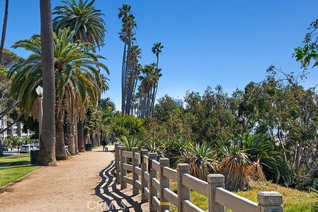 515 San Vicente D, Santa Monica, CA 90402 — photo 14 of 19