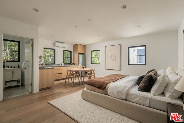 343 N Alfred Street, Los Angeles, CA 90048 — photo 27 of 34