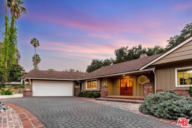 3741 Royal Woods Drive, Sherman Oaks, CA 91403 — photo 2 of 38