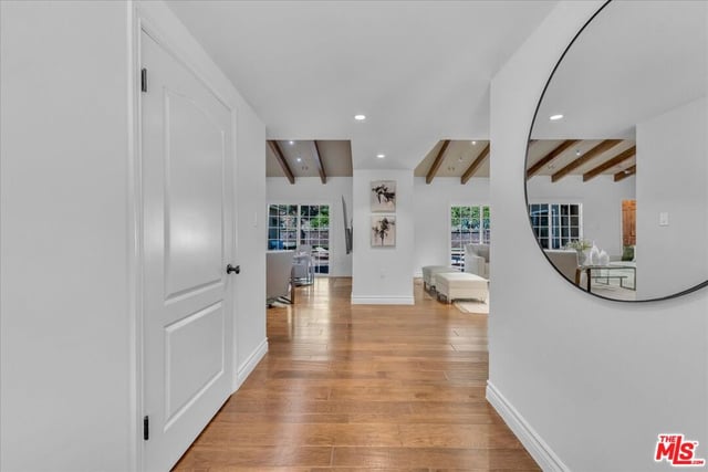 3741 Royal Woods Drive, Sherman Oaks, CA 91403 — photo 5 of 38