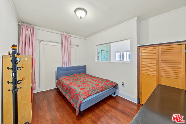 163 S Hobart Boulevard, Los Angeles, CA 90004 — photo 16 of 35