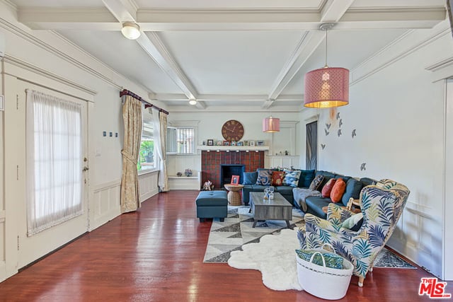 163 S Hobart Boulevard, Los Angeles, CA 90004 — photo 5 of 35