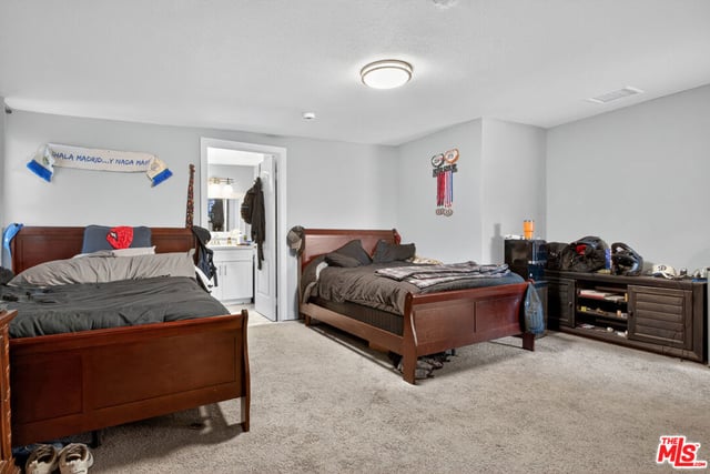 6427 Klump Avenue, North Hollywood, CA 91606 — photo 17 of 37