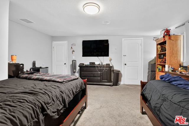6427 Klump Avenue, North Hollywood, CA 91606 — photo 18 of 37