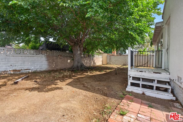 6427 Klump Avenue, North Hollywood, CA 91606 — photo 34 of 37