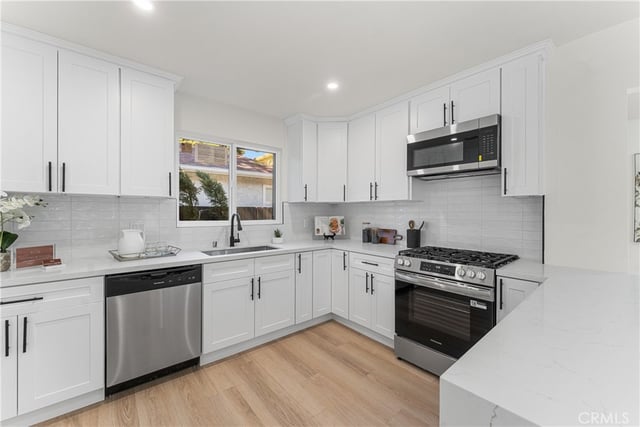 16043 Tuba Street, North Hills, CA 91343 — photo 17 of 48