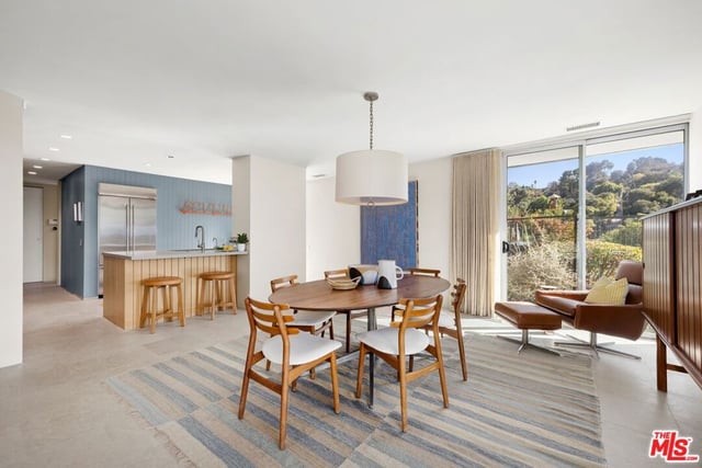 3523 Beverly Ridge Drive, Sherman Oaks, CA 91423 — photo 13 of 29