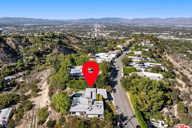 3523 Beverly Ridge Drive, Sherman Oaks, CA 91423 — photo 28 of 29