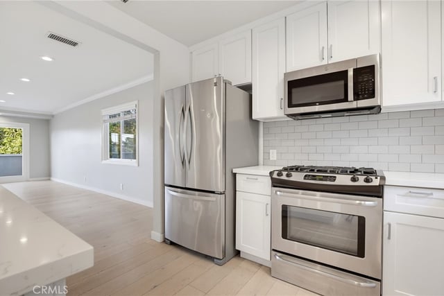 11423 Sunshine Terrace, Studio City, CA 91604 — photo 21 of 59