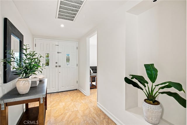 5777 Valerie, Woodland Hills, CA 91367 — photo 9 of 37
