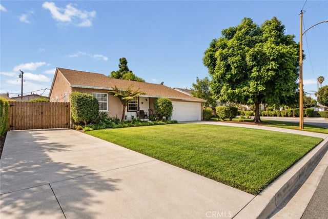 116 Brisbane Street, Monrovia, CA 91016 — photo 2 of 16