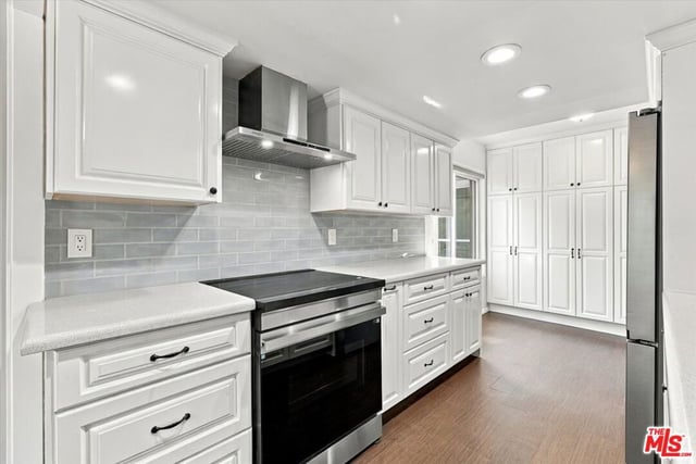 5870 Green Valley Circle 309, Culver City, CA 90230 — photo 13 of 39