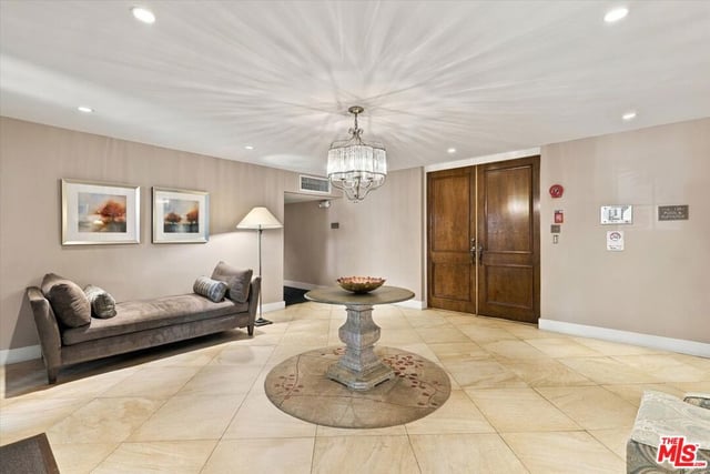 5870 Green Valley Circle 309, Culver City, CA 90230 — photo 3 of 39