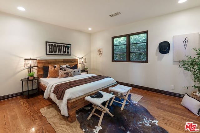 509 S Gretna Green Way, Los Angeles, CA 90049 — photo 13 of 17
