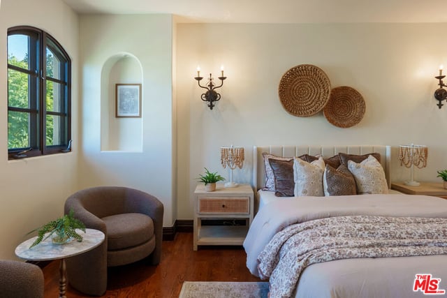 509 S Gretna Green Way, Los Angeles, CA 90049 — photo 16 of 17