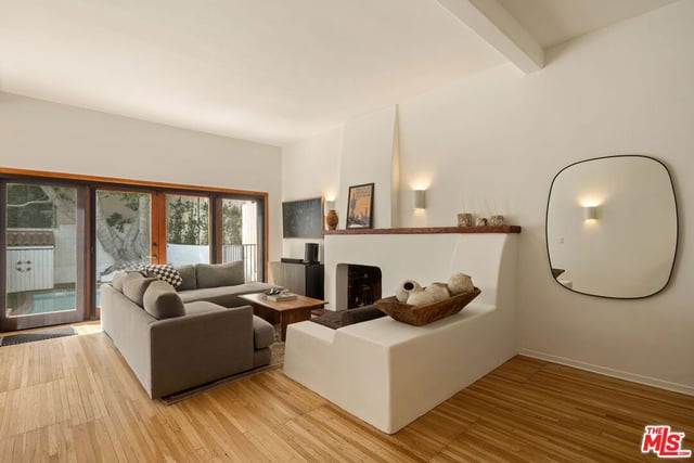 939 N Wetherly Drive, West Hollywood, CA 90069 — photo 10 of 34