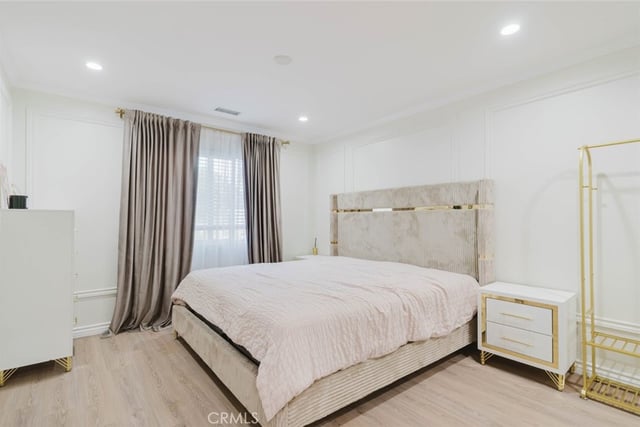 9231 1/2 Cedros Avenue, Panorama City, CA 91402 — photo 19 of 32